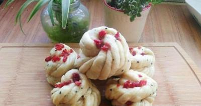 不會做花卷的可以試試這個方法，很簡單，一看就會，好吃又好看