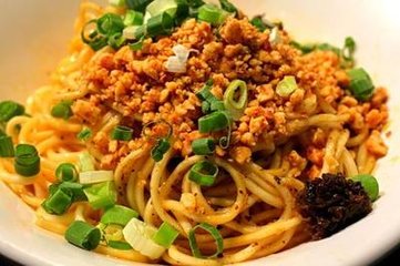 陜西面食好吃的訣竅在這，油潑辣子做的好，面食咋做都好吃！