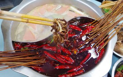 四川串串香技術(shù)培訓(xùn)哪里好？蜀味緣菜品腌粉的配方教學(xué)