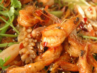 麻辣干鍋培訓(xùn)哪里好？蜀味緣色澤鮮艷滋味別致