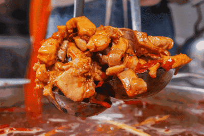 ?兔火鍋技術(shù)培訓(xùn)哪家好？兔鍋底底料的識(shí)別和配方