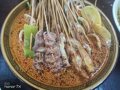 成都哪里有缽缽雞技術(shù)培訓(xùn)？配方全交