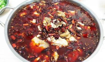 成都餐飲培訓(xùn)，成都哪里學(xué)習(xí)正宗魚火鍋技術(shù)？