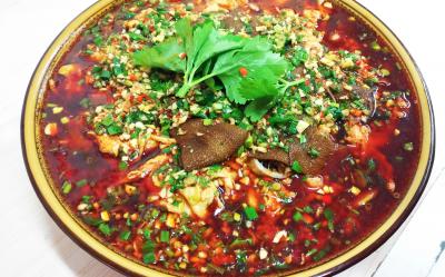 冒菜技術(shù)培訓(xùn)排名哪里好？蜀味緣餐飲培訓(xùn)學(xué)校