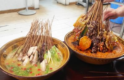 哪家培訓(xùn)學(xué)校哪家老師可以一對(duì)一教學(xué)？正宗缽缽雞技術(shù)培訓(xùn)