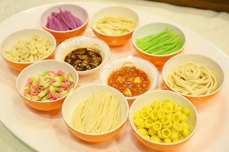 培訓(xùn)面食班學(xué)技術(shù)可以嗎？學(xué)各種面食技術(shù)培訓(xùn)