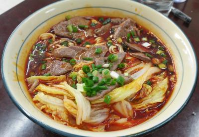 哪有培訓(xùn)面食技術(shù)培訓(xùn)班？面食技術(shù)培訓(xùn)費(fèi)用解析