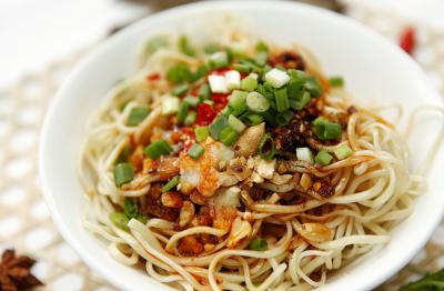 在哪里學(xué)涼面技術(shù)培訓(xùn)？ 涼面技術(shù)培訓(xùn)哪里有？