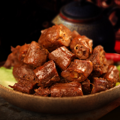 周黑鴨技術(shù)培訓(xùn)多少錢？選擇蜀味緣學(xué)費(fèi)合理技術(shù)正宗