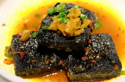 長沙臭豆腐技術(shù)培訓(xùn)學(xué)校哪里好？蜀味緣餐飲小吃培訓(xùn)深度解析